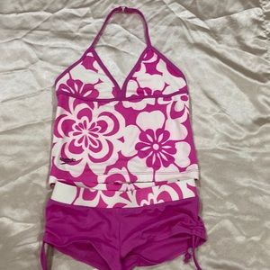 Girls swimsuit set with side sinch shorts